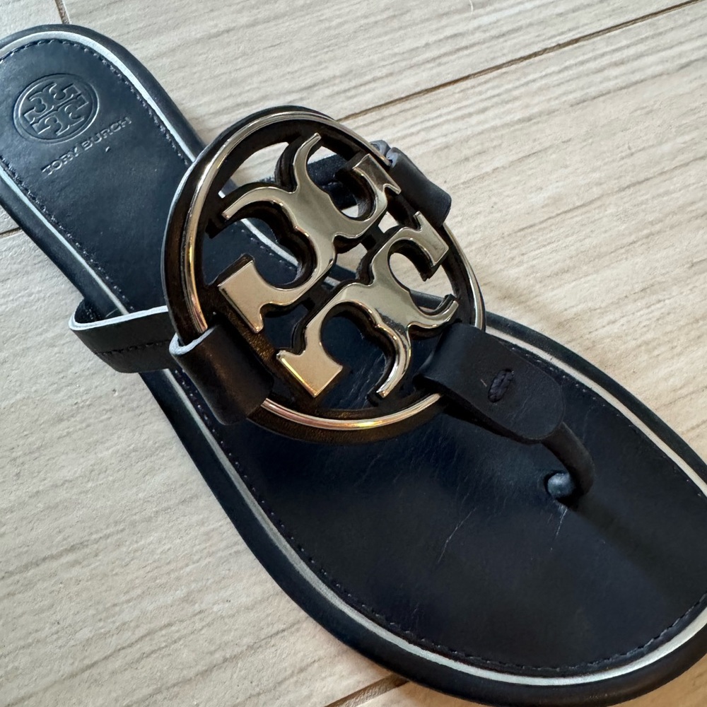 Tory Burch Miller Metal Sandal  Navy and Silver Leather Sandals